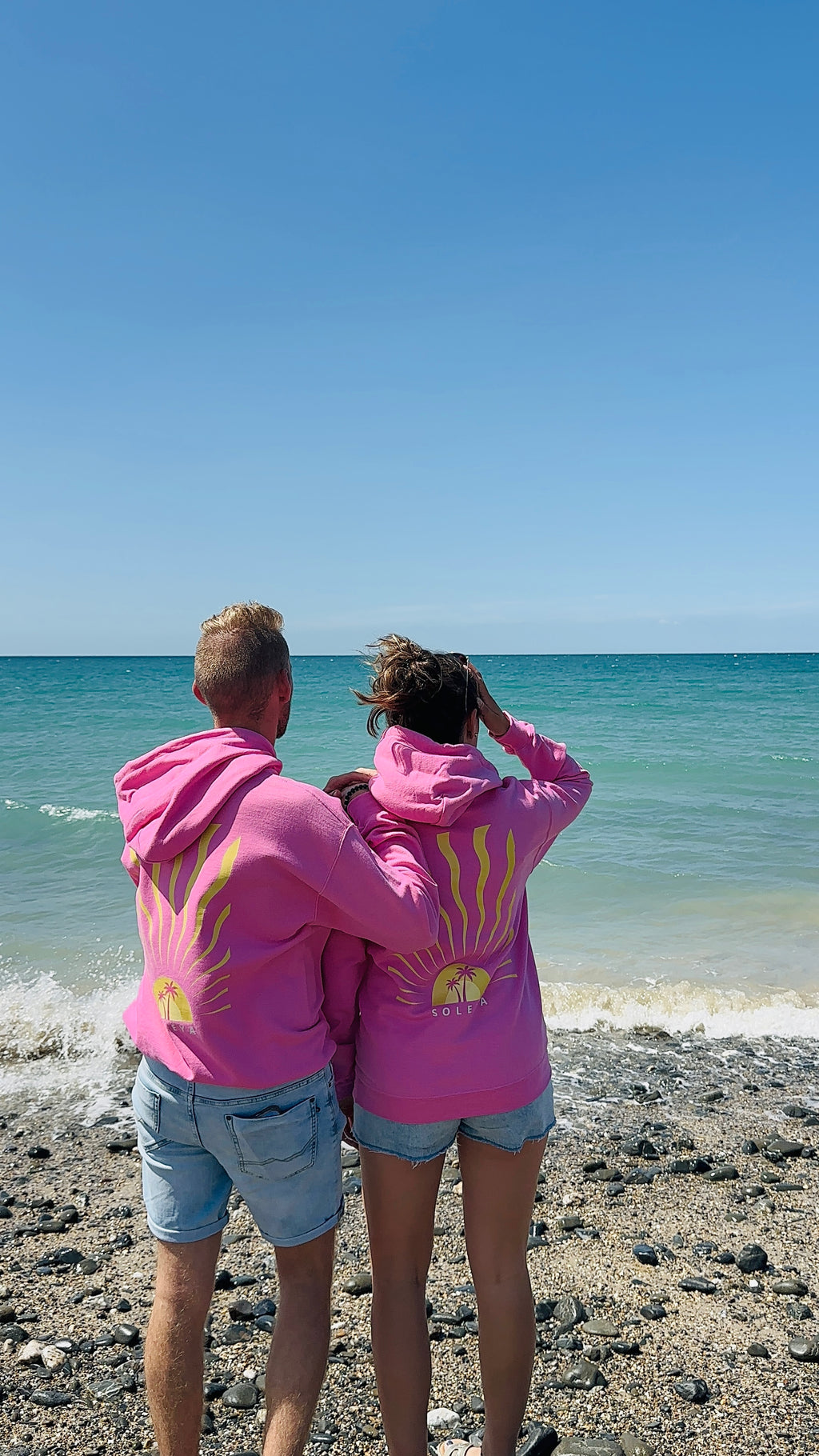 Sweat rose « brille comme le soleil »