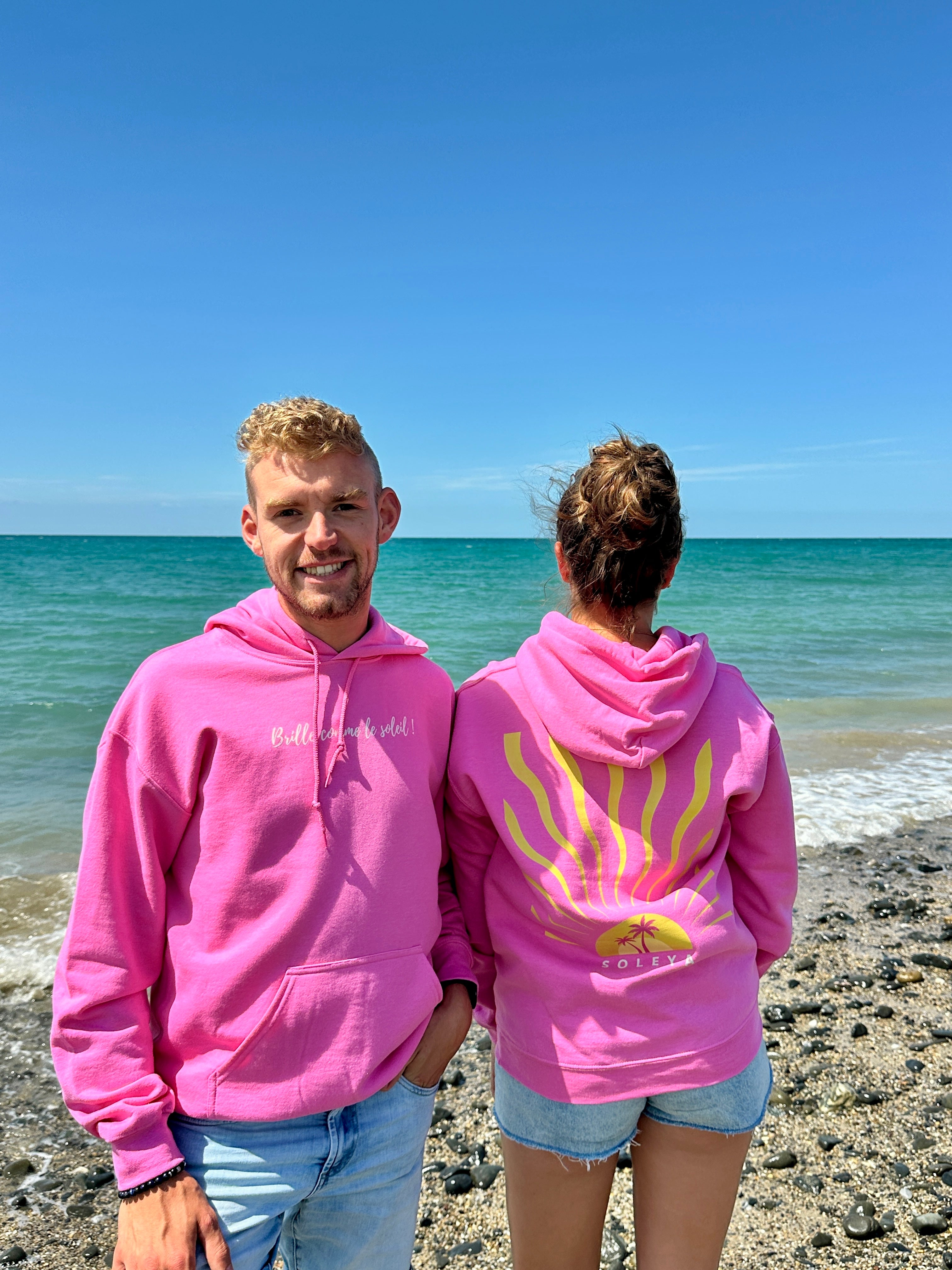 Sweat rose « brille comme le soleil »